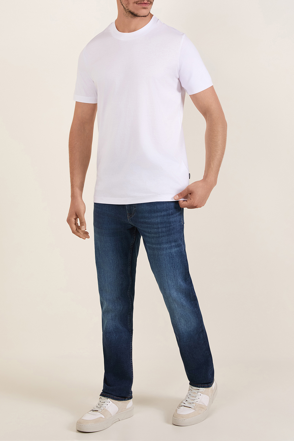 חולצת טי סלים פיט